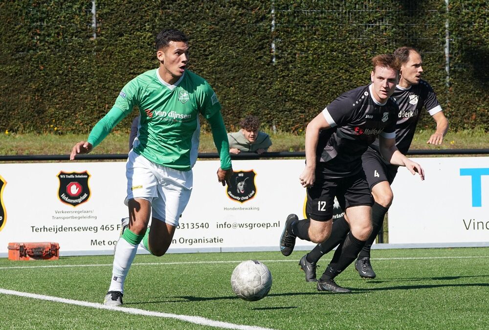 Baronie opent furieus, maar titelkandidaat Barendrecht buigt alles om