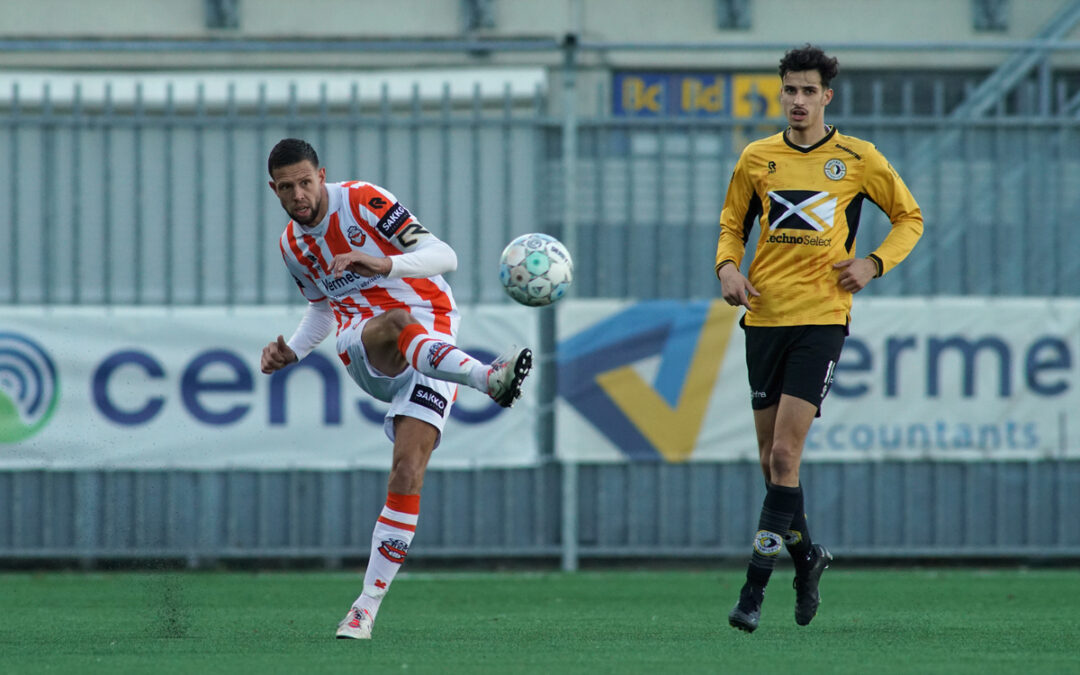 Unitas ’30 lijdt een thuisnederlaag door Achilles Veen