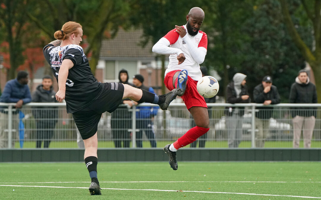 Solide spelend SAB wint de stadsderby bij geplaagd Advendo