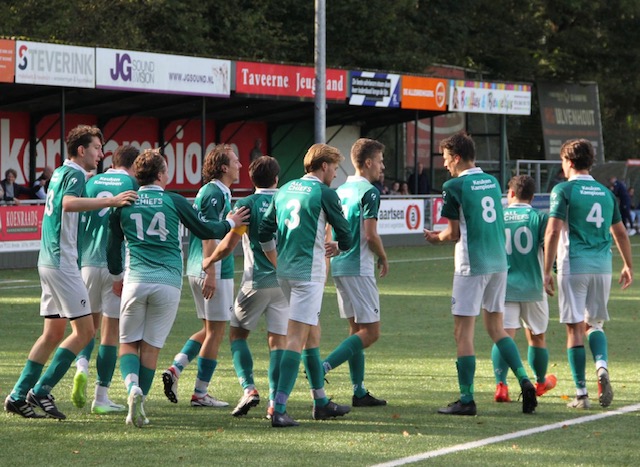 UVV moet de koppositie aan WSJ laten na thriller van zeven goals